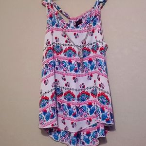 Women's extra large beautiful tank top!